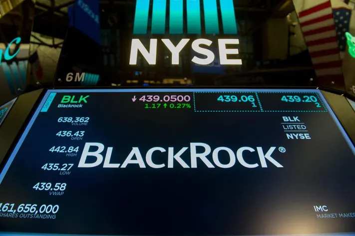 BlackRock: Potential Trillion-Dollar Bitcoin ETF and Wall Street's Big Players